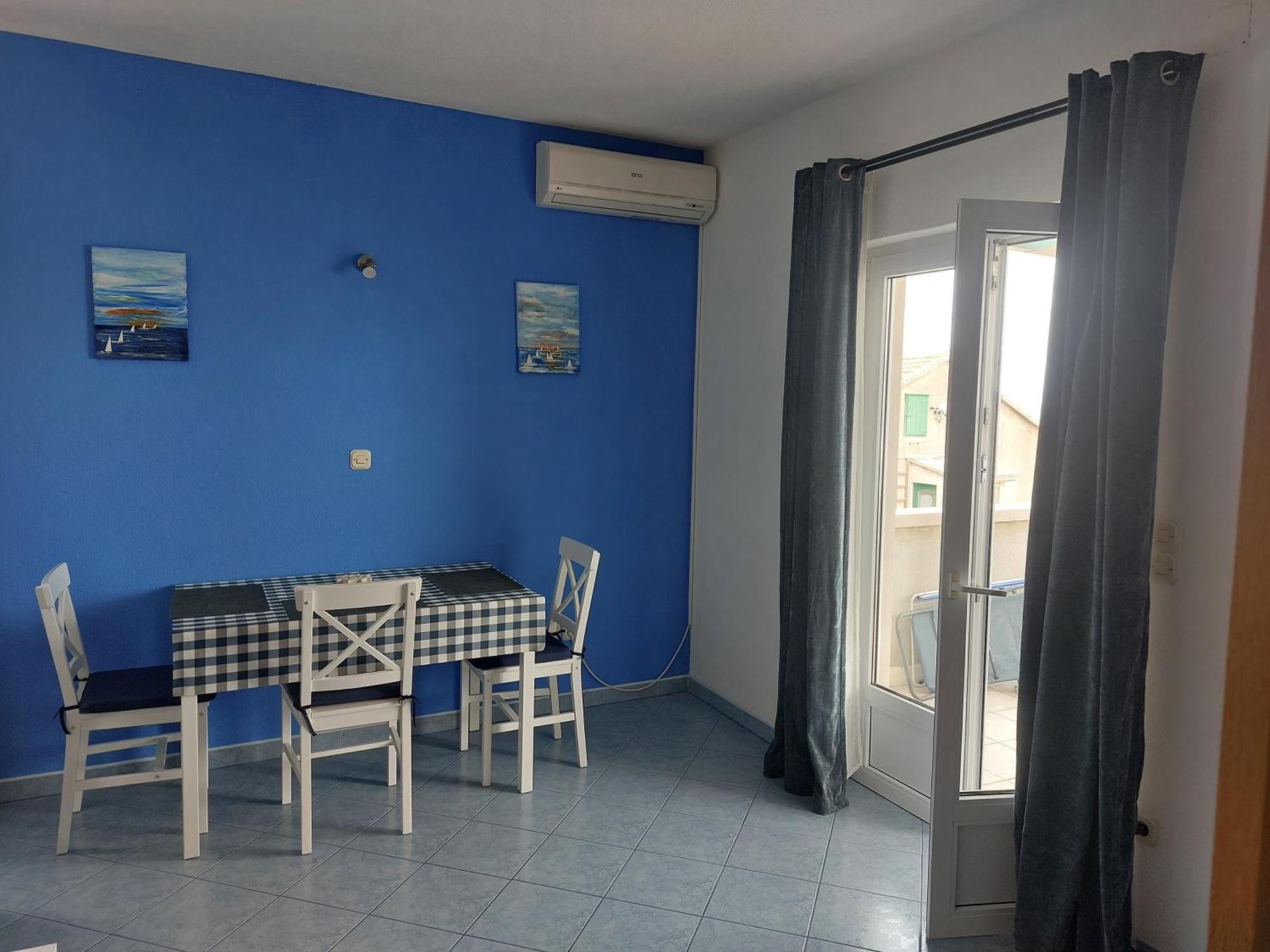 Apartments With A Parking Space Postira, Brac - 2911 Oda fotoğraf